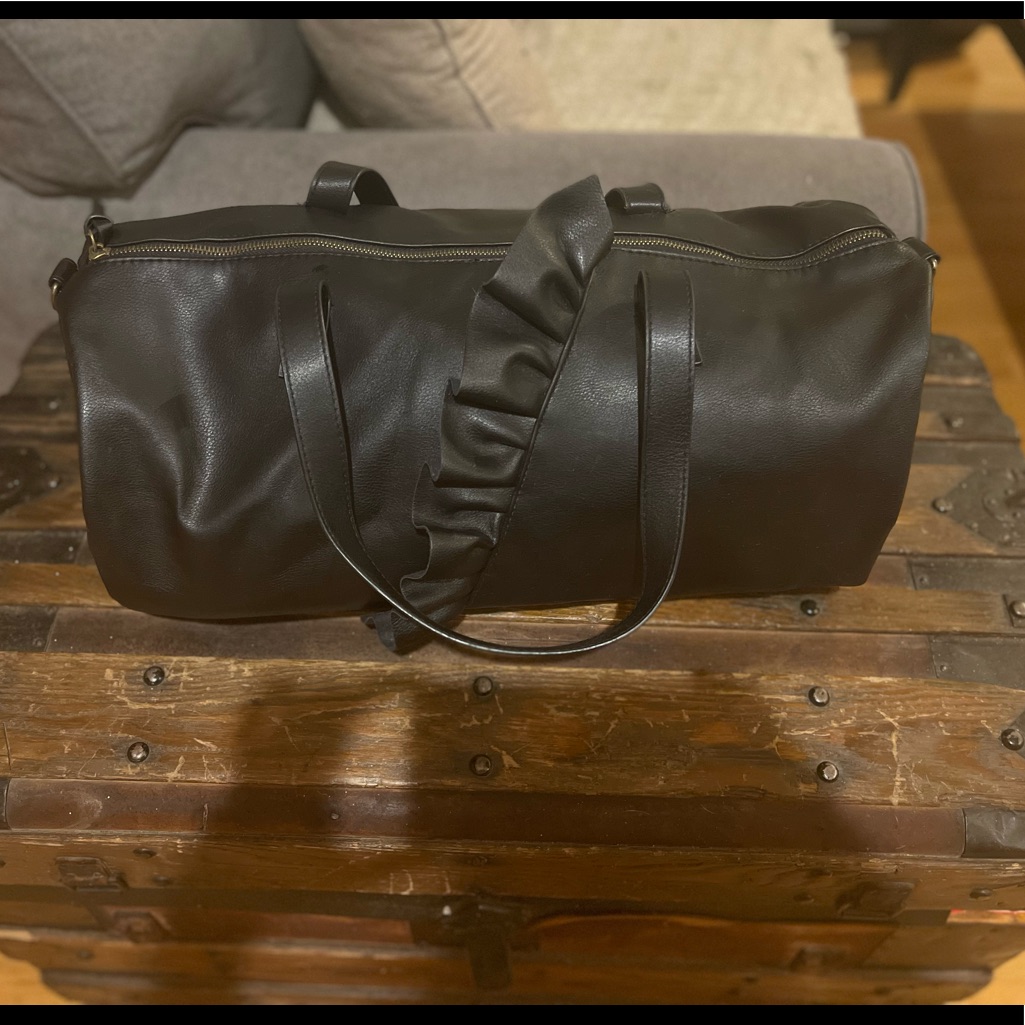 Ruffle Tote